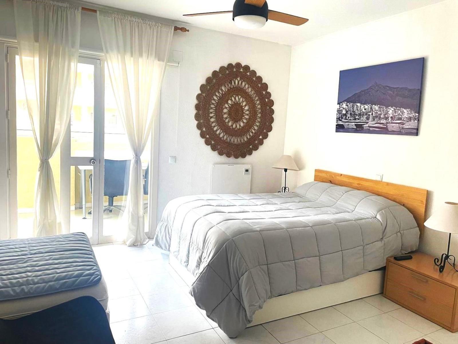 Marbeland Lägenhet Marbella Exteriör bild